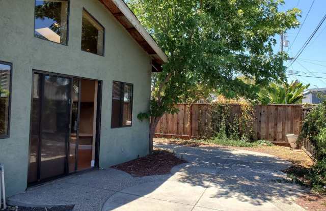 39084 Logan Drive Gallery 3