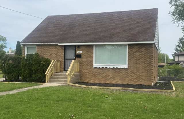 16439 Cottage Grove Avenue Gallery 1
