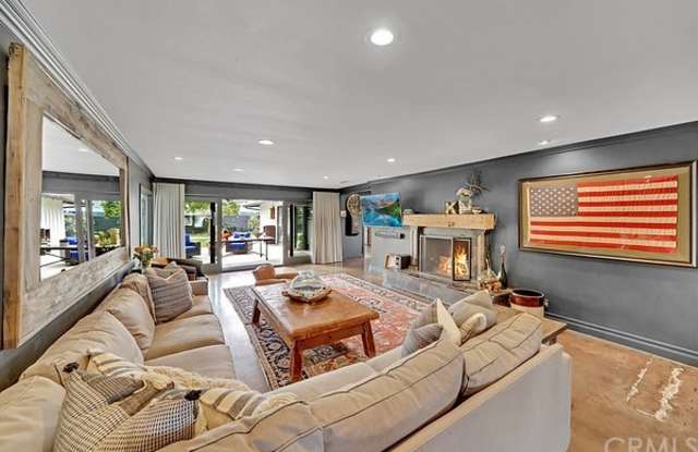 467 Esther Street - 467 Esther Street, Costa Mesa, CA 92627