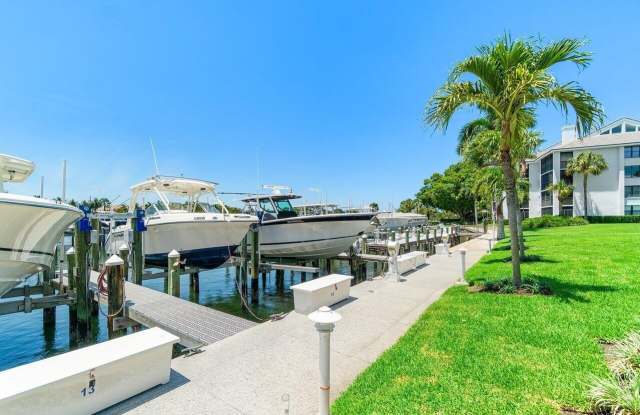 342 Bay Colony Drive N photos photos