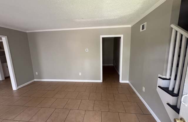 4945 Fernbrook Dr Gallery 2