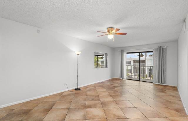 120 CYPRESS CLUB Drive Gallery 4