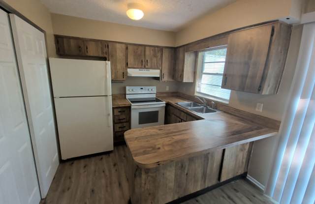 2372 S Sandburg Pt Gallery 1