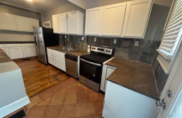 Historic Capitol Heights Home Gallery 3
