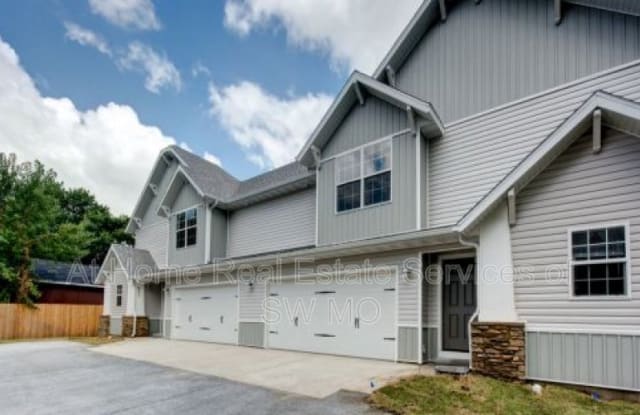 615 S. Kickapoo - 615 South Kickapoo Avenue, Springfield, MO 65802