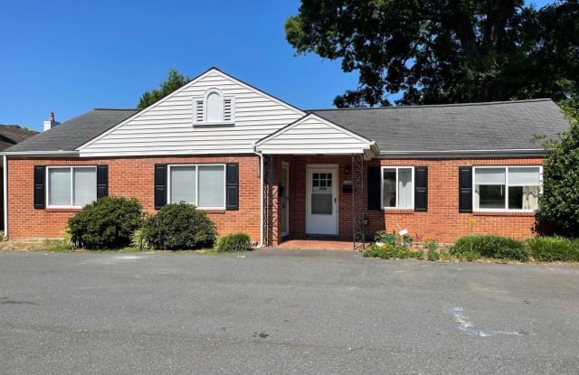 1306 South Kings Drive - 1306 South Kings Drive, Charlotte, NC 28207