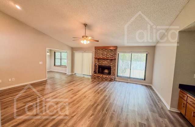 1959 Sussex Dr N Gallery 4