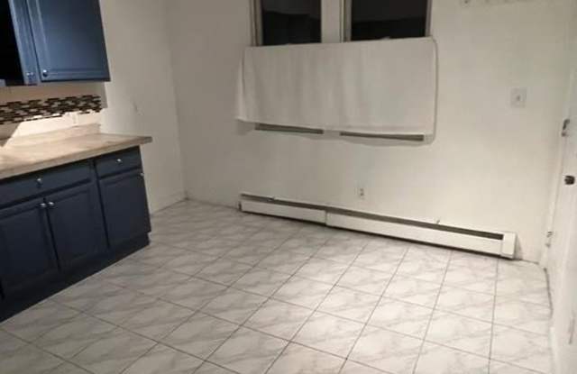 686 KENNEDY BLVD photos photos