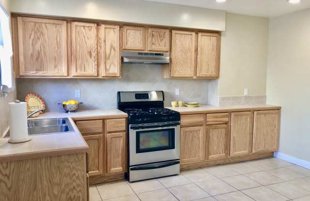 5044 Riverside Dr Apt A Gallery 2