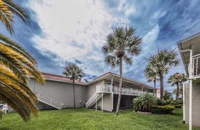 8826 BAY POINTE DRIVE - 8826 Bay Pointe Drive, Town 'n' Country, FL 33615