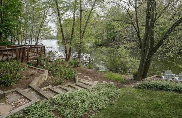 1907 LAKEPORT WAY Gallery 3