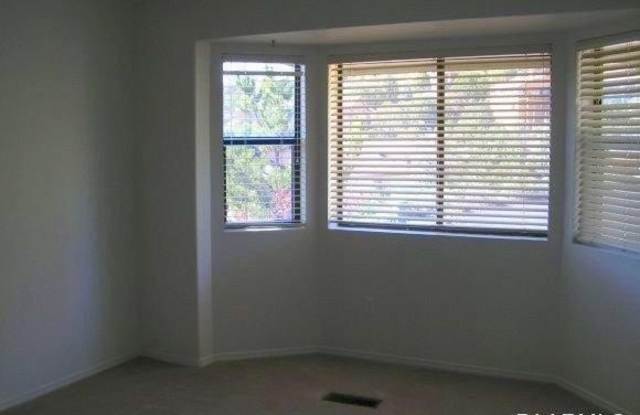 526 Lotus Court Gallery 3