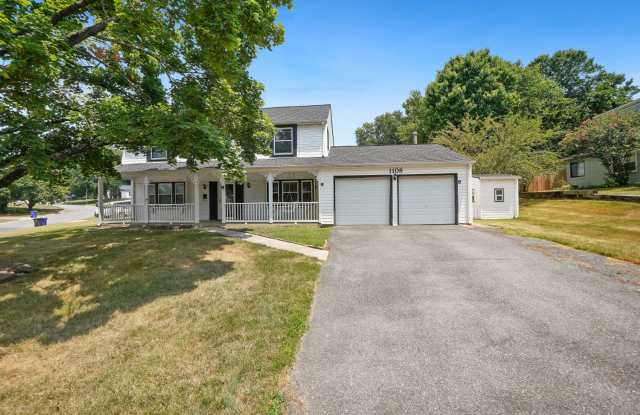 A 4 BEDROOM 2.5 BATH DREAM COME TRUE IN POINTER RIDGE AT COLLINGTON! Gallery 1