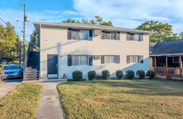 Knoxville 37917 - 2 bedroom 1 bath - Call Ryan Fogarty 865-333-4840 photos photos