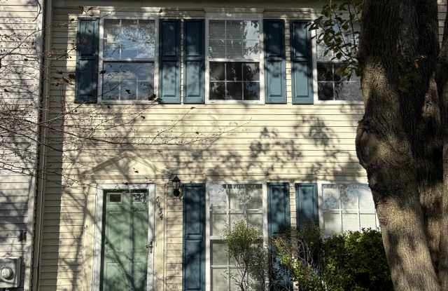 6154 Baldridge Cir - 6154 Baldridge Circle, Spring Ridge, MD 21701