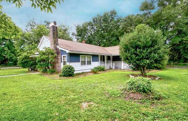 4620 Greenway Avenue photos photos