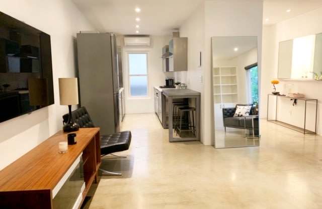 1255 North Harper Avenue - 01 Gallery 2