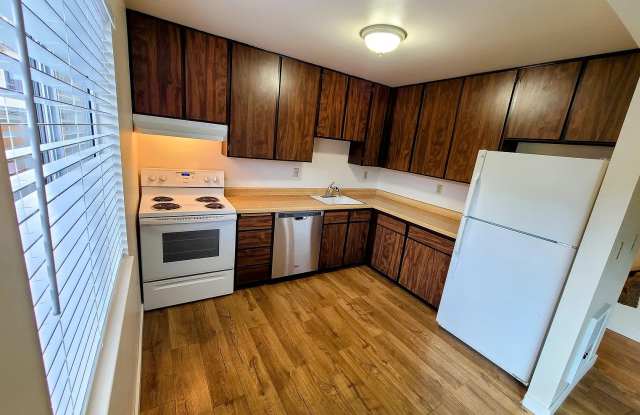 126 Lloyd Ct Apt 3 photos photos