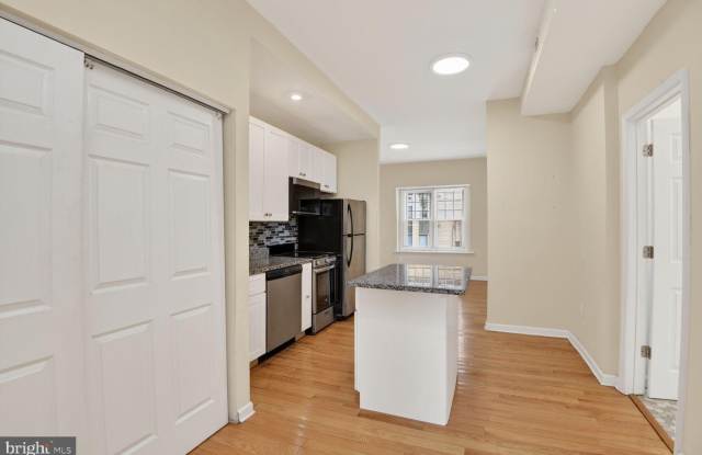 1648 PARK Road NW Gallery 2