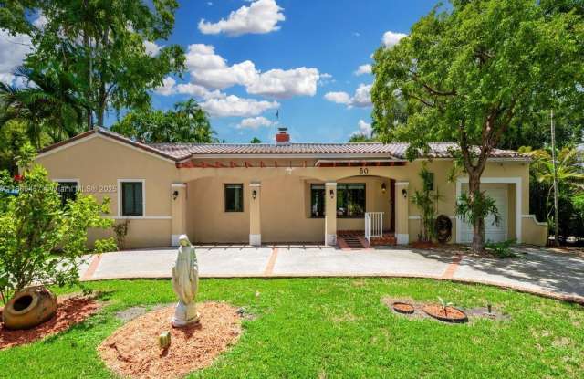 50 De Leon Dr photos photos