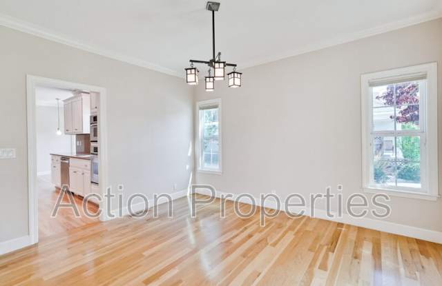 1182 Curtiss Avenue Gallery 4