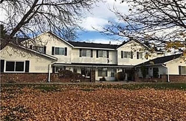 1645 Helmo Ave N - 1645 Helmo Avenue North, Oakdale, MN 55128