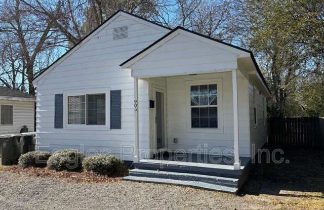 905 North Pineview Avenue photos photos