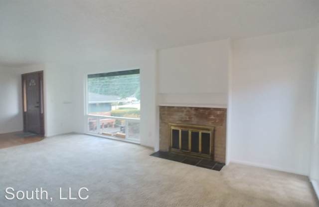 2830 Alpine Street SE Gallery 2