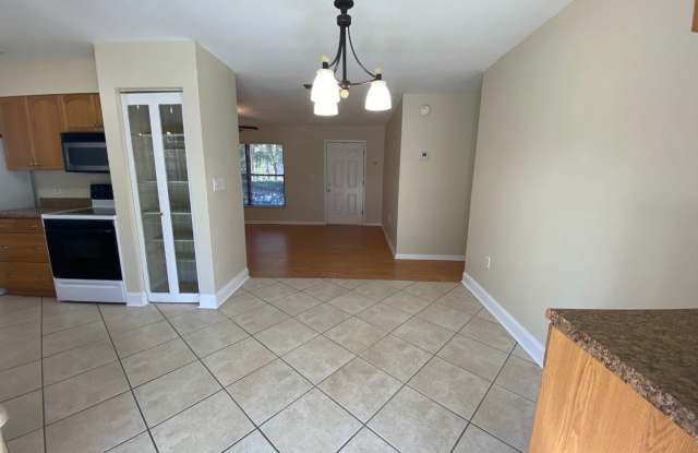 Charming Rental Home in Newberry – Spacious, Comfortable, and Convenient photos photos