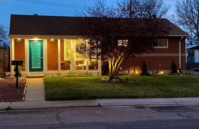 Spacious 5BR House in Denver - 7170 Zuni Street, Adams County, CO 80221