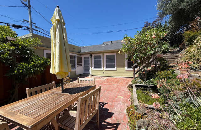 SPACIOUS 2BR/2BA + BONUS ROOM HOME WITH PRIVATE PATIO IN HISTORIC SAN QUENTIN VILLAGE photos photos
