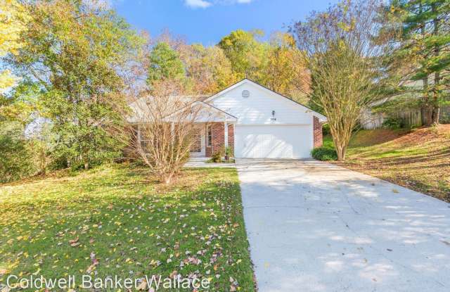1204 Ashfield Circle Gallery 2