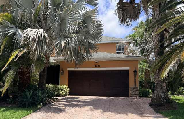 3220 Recco Place photos photos