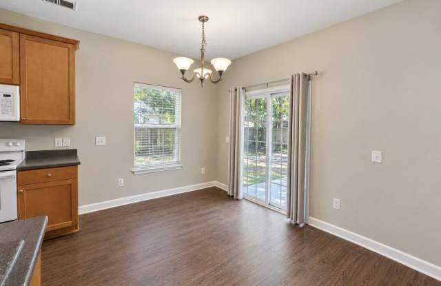 1731 E Avalon Circle Gallery 4