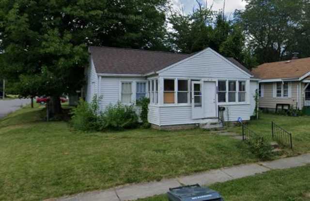 1301 North Meade Street - 1 photos photos