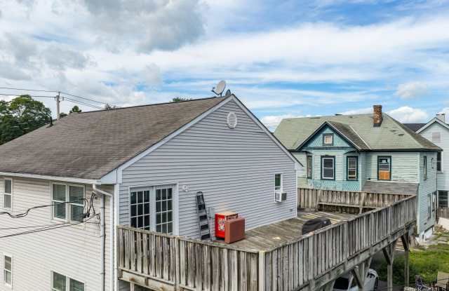 92 Jersey Avenue photos photos