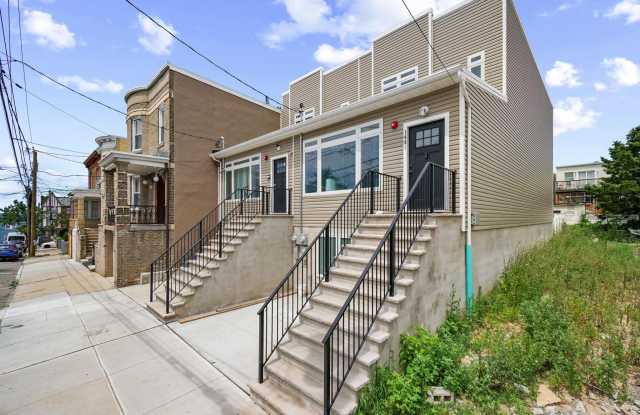 1400 9TH ST photos photos