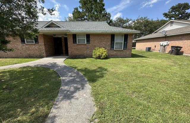305 Baltic Court - 305 Baltic Court, St. Marys, GA 31558