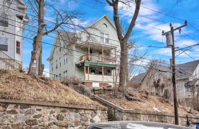 32 Wyman Street - 32 Wyman Street, Waterbury, CT 06710