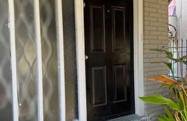 485 Ruella Avenue Gallery 3