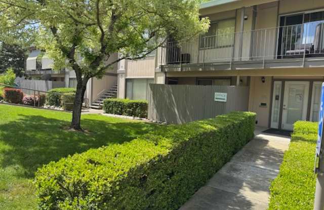 Fairway Village Gallery 3