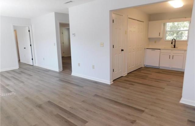 31 P Rock Garden Place Gallery 4