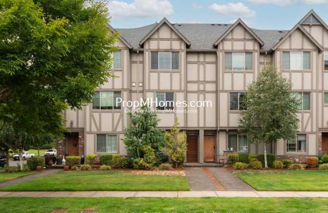 Spacious Villebois Townhome with Bonus Space! photos photos