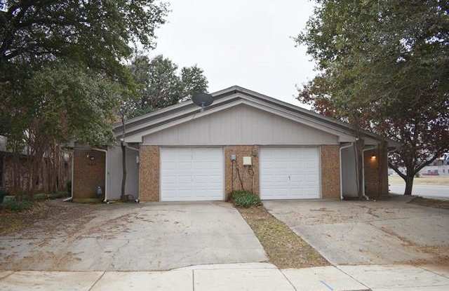 429 Gardenview Street - 429 Gardenview Street, Denton, TX 76207