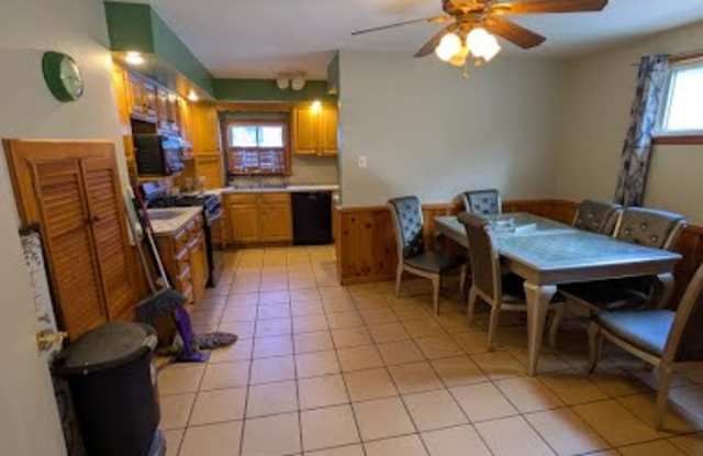 43 S Thomas Ave photos photos