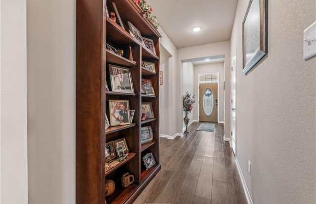 6301 Rockford Drive Gallery 4