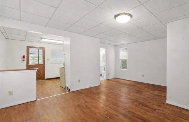 705 Russellwood Avenue Gallery 4