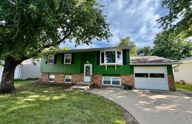 Spacious Bi-Level Home with Finished Basement & Huge Backyard! photos photos
