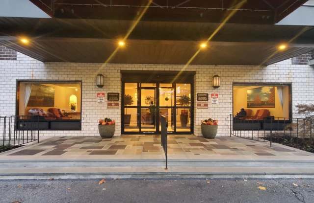 160 ACADEMY Street Gallery 3