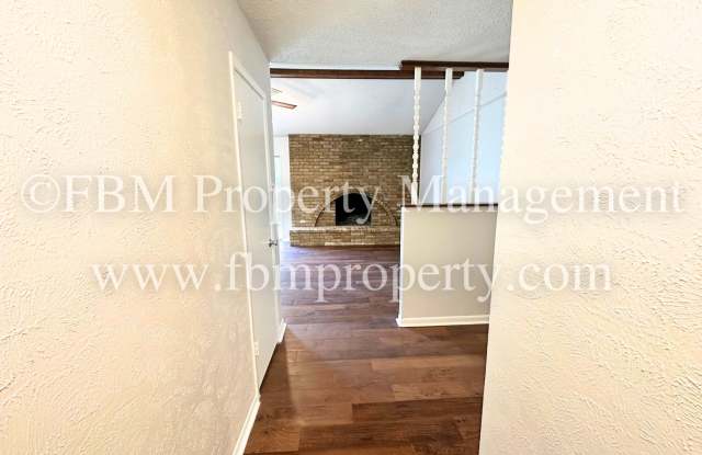 1708 Meadow Lane Gallery 3